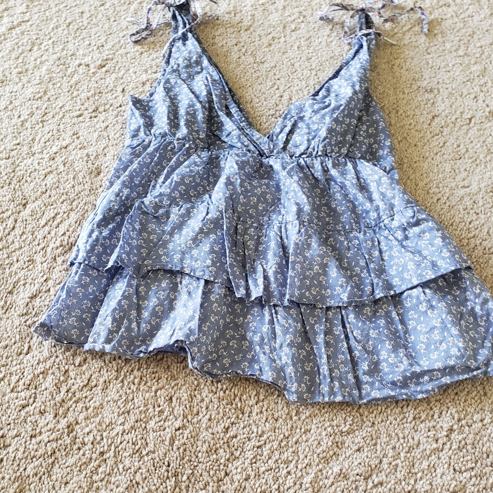2 tier ruffle surplice neckline ties floral top **final price